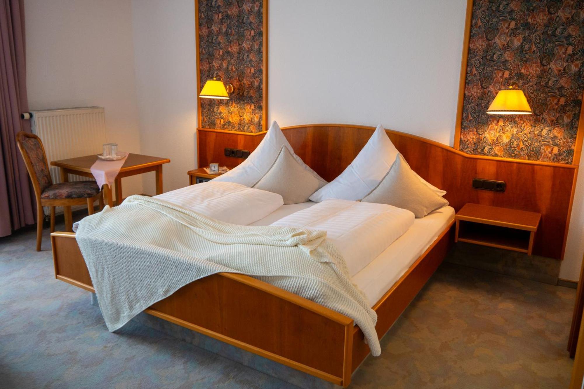 Gasthof Zur Alten Post Regen Bagian luar foto