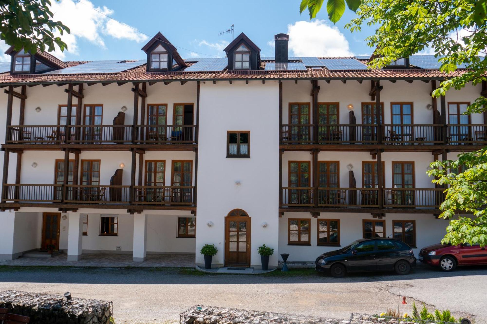 Gasthof Zur Alten Post Regen Bagian luar foto